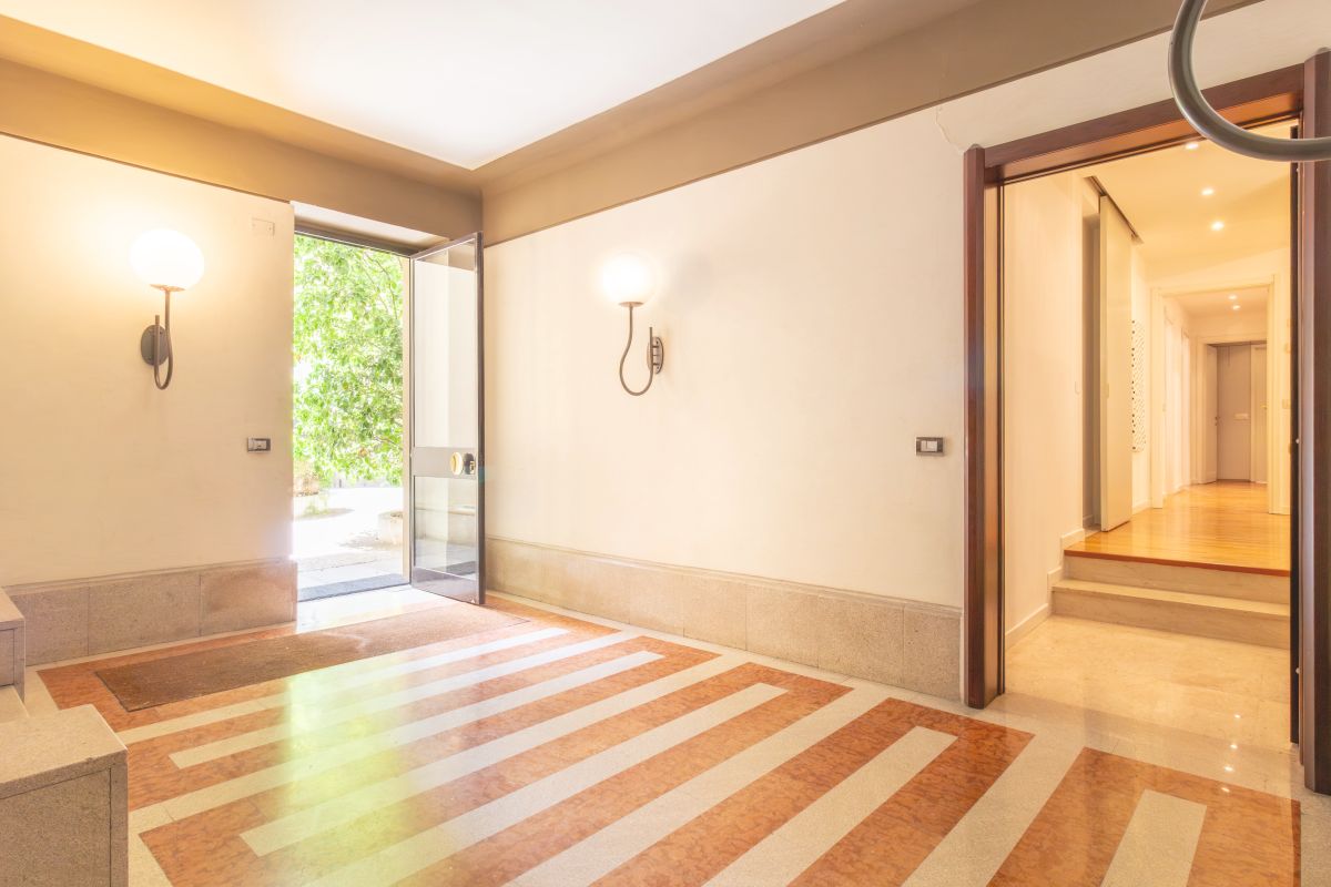 32 Esclusivo trilocale di prestigio – Milano – P.ta Venezia