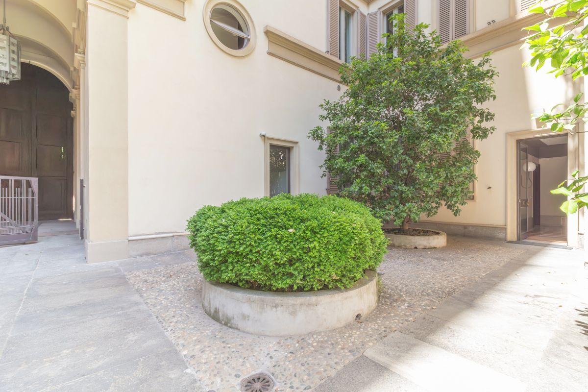 33 Esclusivo trilocale di prestigio – Milano – P.ta Venezia