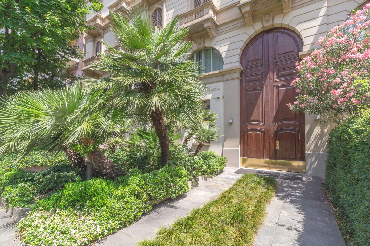 36 Esclusivo trilocale di prestigio – Milano – P.ta Venezia